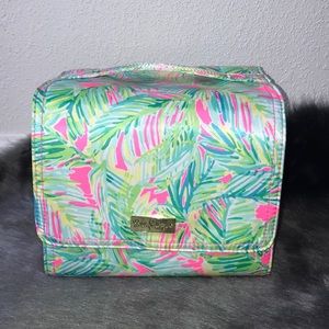 NWOT Lilly Pulitzer travel Case